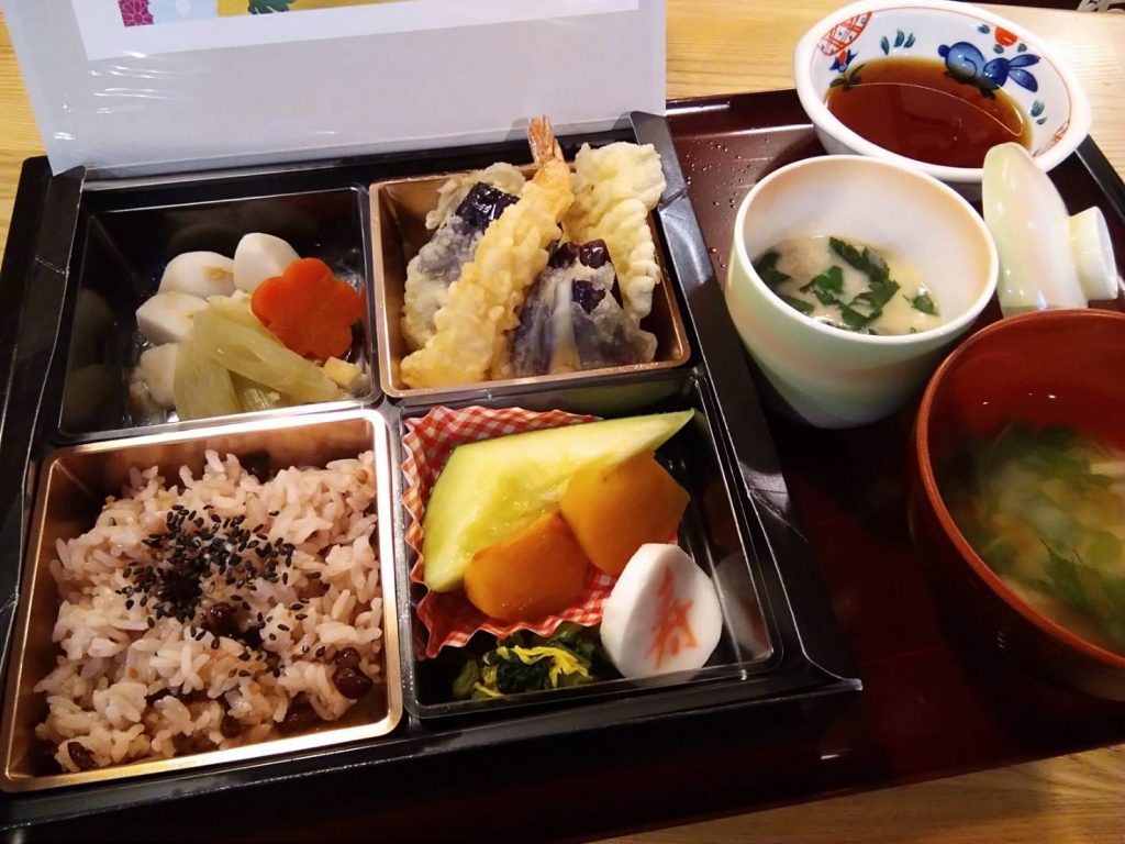 敬老の日】松花堂弁当♪ | 社会福祉法人 若竹大寿会